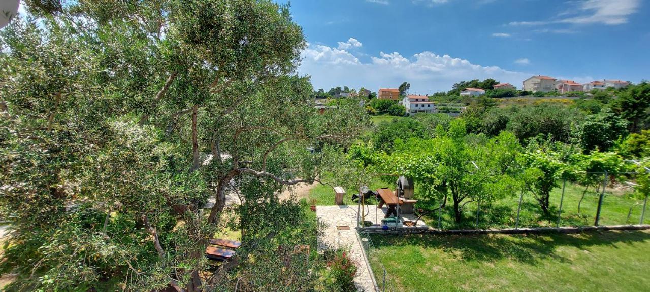 Apartments Marijana Rab Town Buitenkant foto